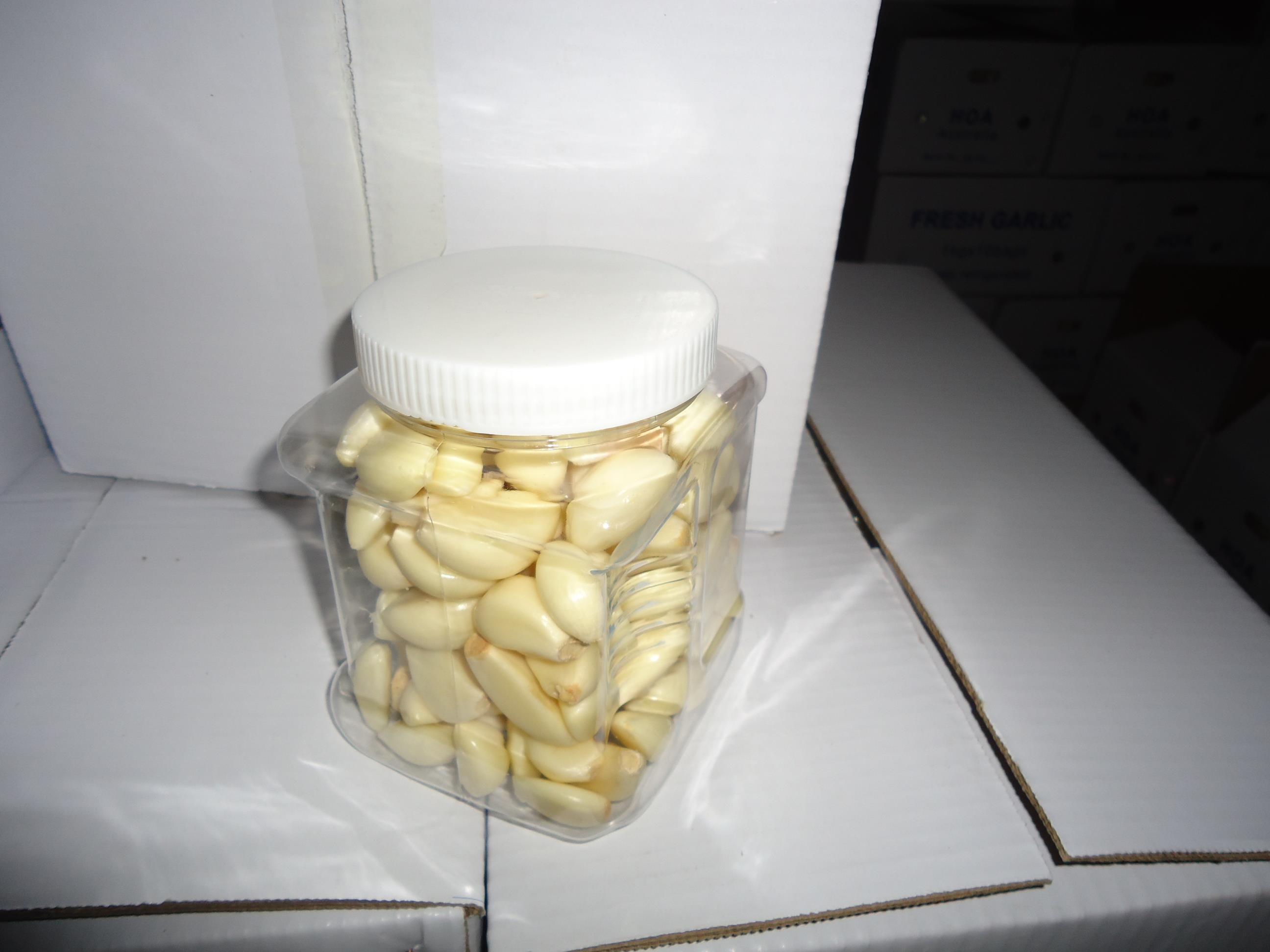 PEELED GARLIC